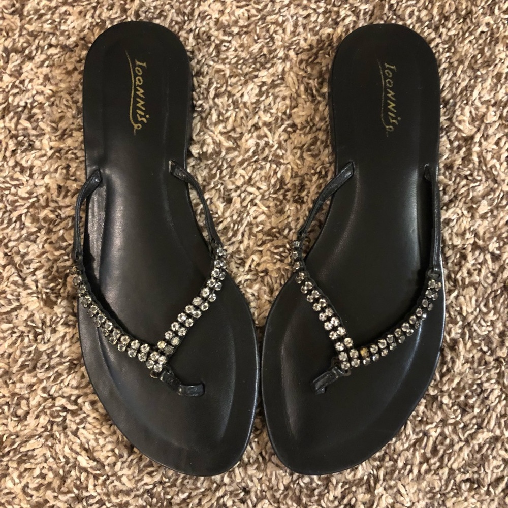 Beautiful Black Leather Flip Flops with Rhinestones - Picture 2 of 7